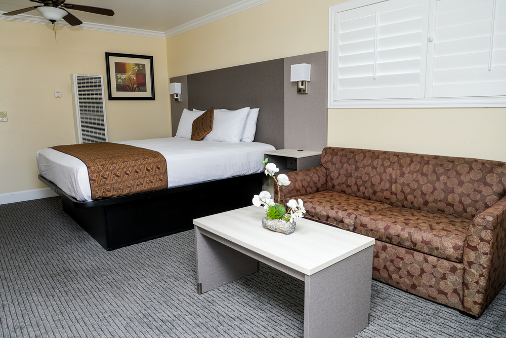 King Bed with Fireplace Balcony