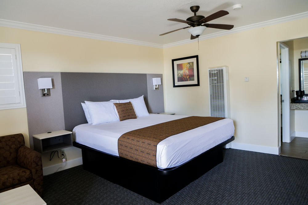 King Bed with Fireplace Balcony