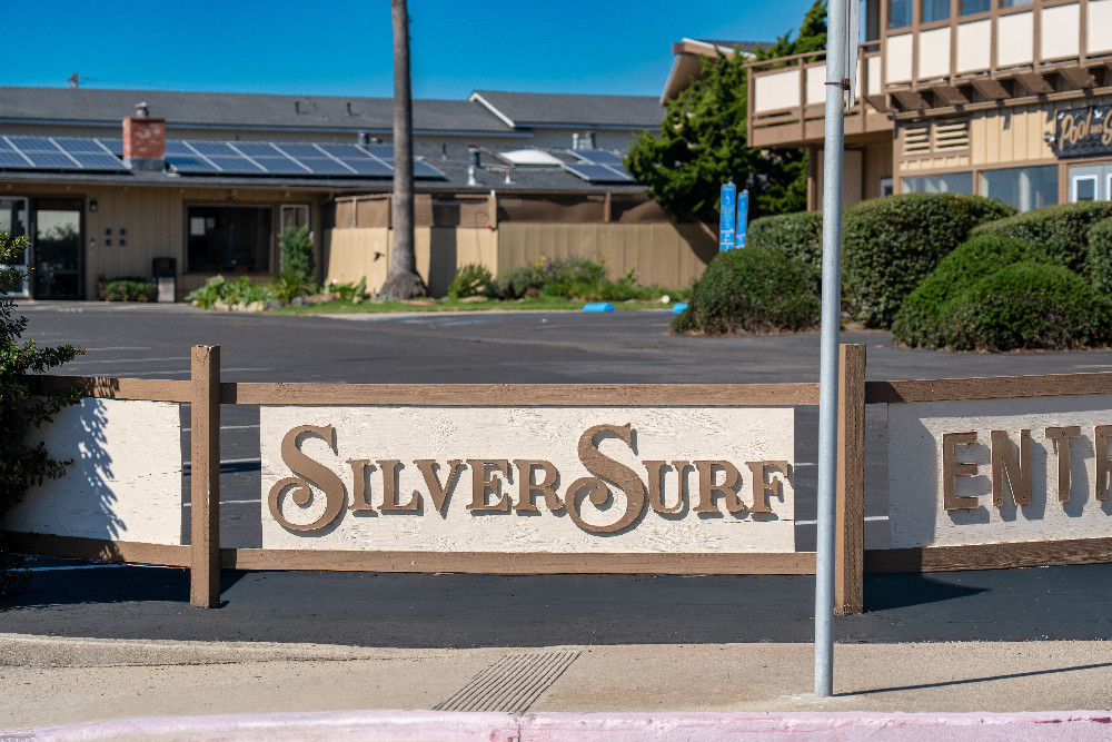 Welcome To The Silver Surf Motel - Entrance